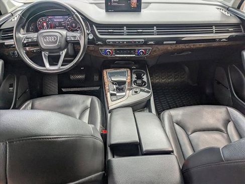 Used 2018 Audi Q7 3.0T Prestige w/ Prestige Package image 17