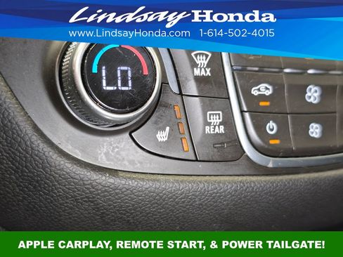Used 2018 Chevrolet Equinox LT FWD image 19