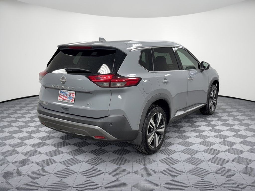 Used 2023 Nissan Rogue SL w/ SL Premium Package FWD image 9