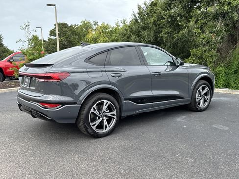 New 2027 Audi Q6 e-tron Premium Plus AWD/4WD image 4