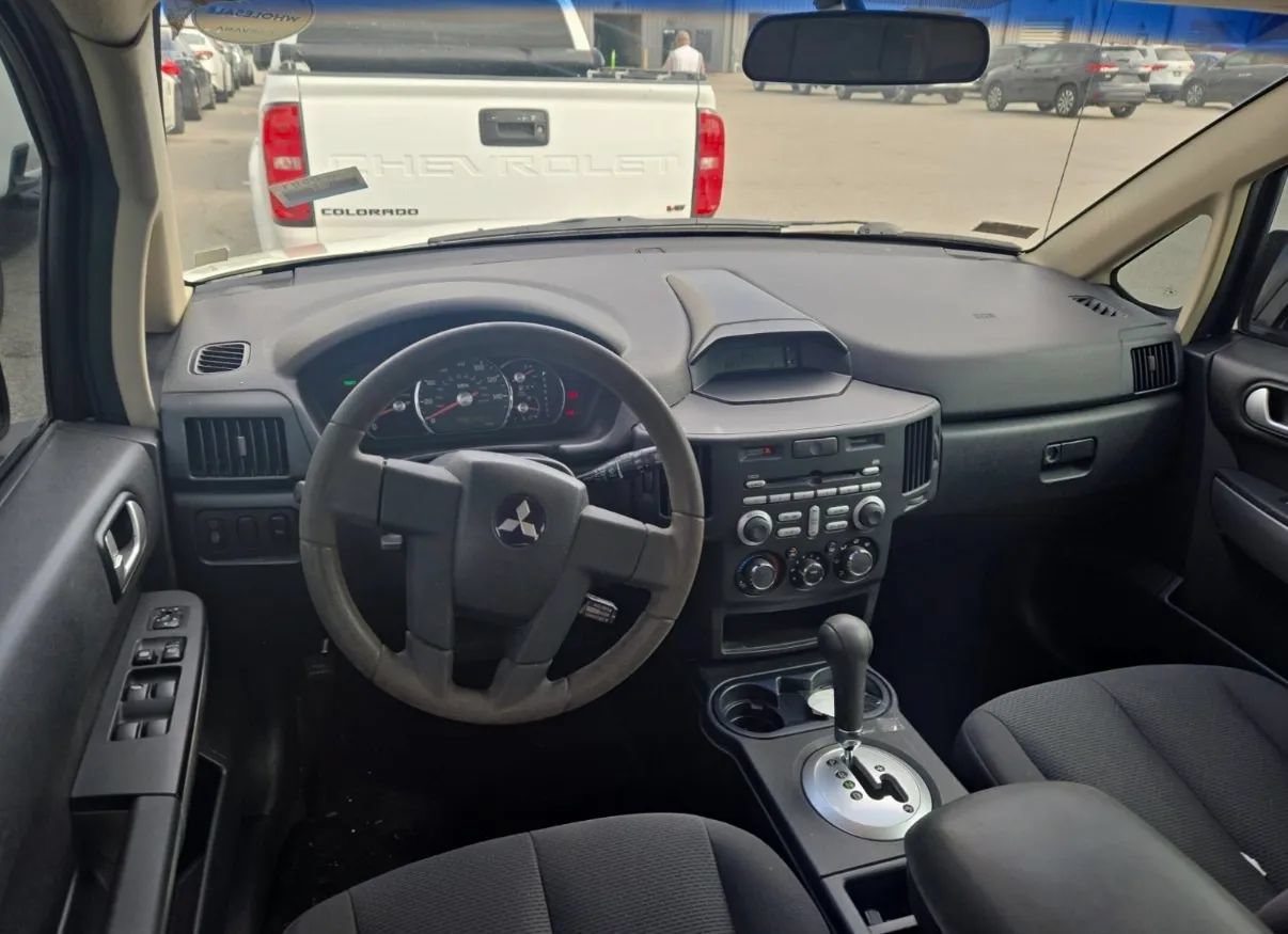 Used 2006 Mitsubishi Endeavor LS FWD image 8