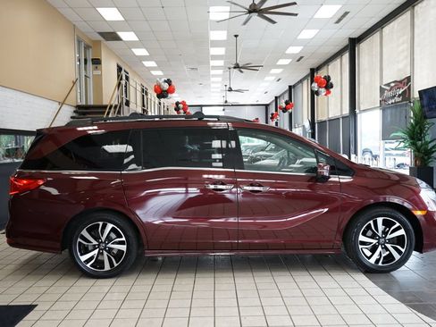 Used 2018 Honda Odyssey Elite image 19