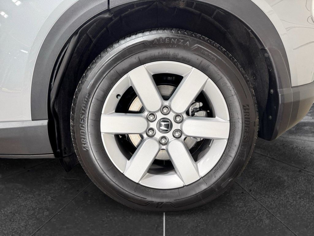 Used 2025 Honda Prologue EX image 32