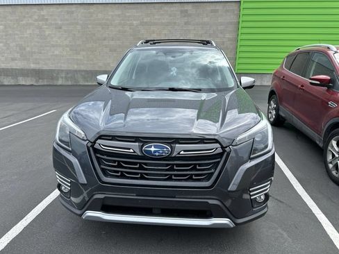 Used 2022 Subaru Forester Touring w/ Popular Package #2 AWD/4WD image 2