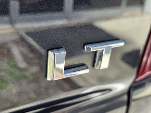 Used 2024 Chevrolet Silverado 1500 LT AWD/4WD image 14