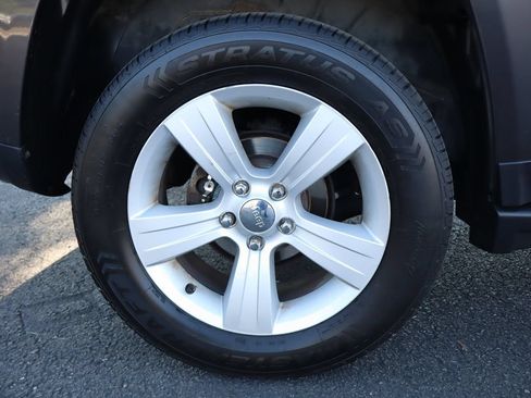 Used 2016 Jeep Compass High Altitude AWD/4WD image 42