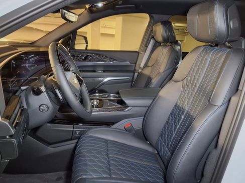 New 2026 Cadillac Escalade IQL Luxury AWD/4WD image 15