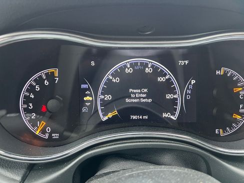 Used 2020 Jeep Grand Cherokee Laredo w/ Security & Convenience Group RWD image 8