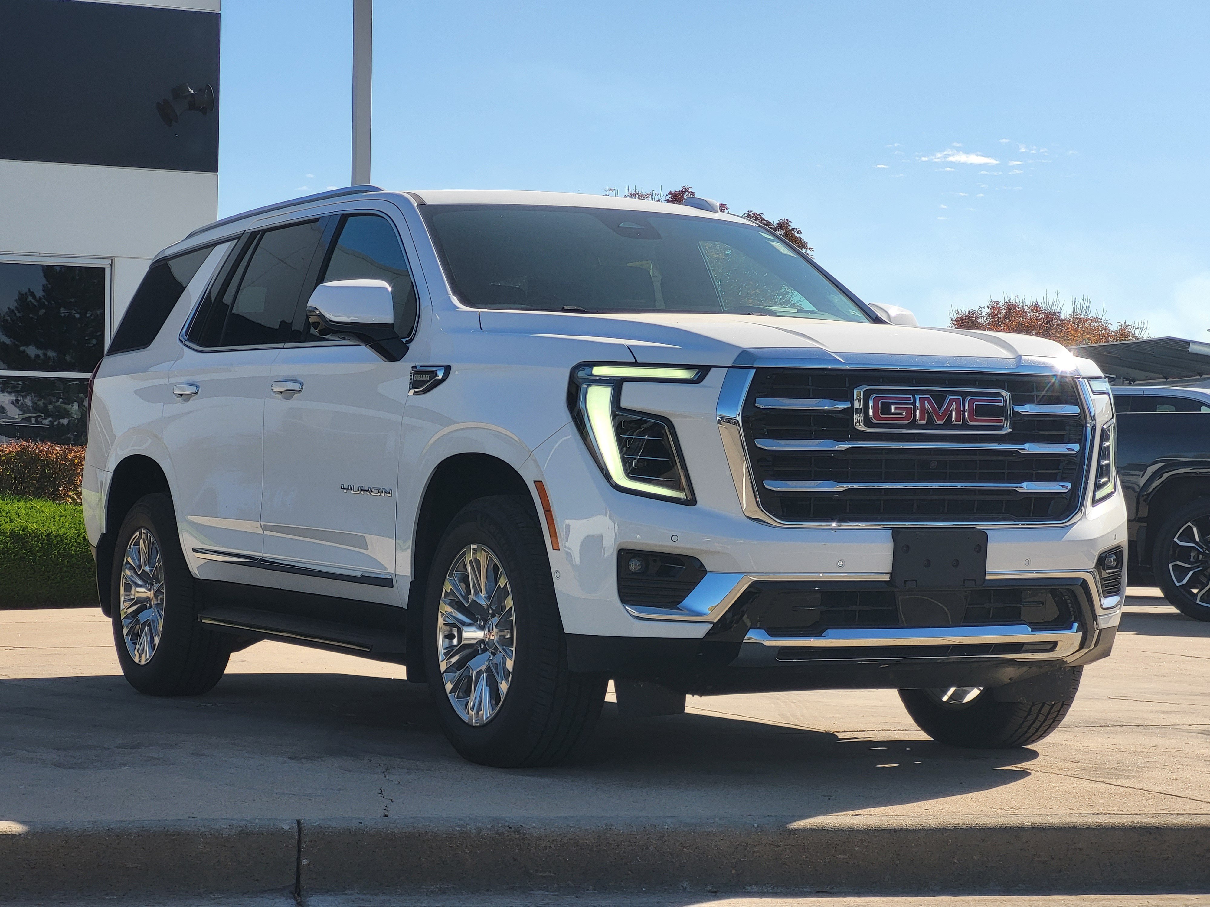 Used 2026 GMC Yukon Elevation w/ Elevation Premium Package AWD/4WD image 7