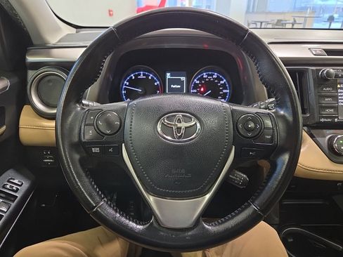 Used 2018 Toyota RAV4 XLE w/ Plus Extra Value Package image 22