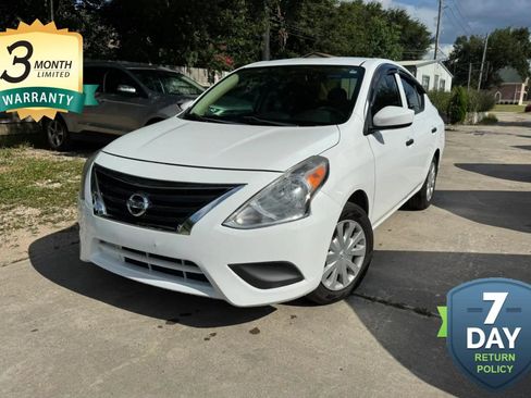 Used 2017 Nissan Versa S Plus FWD image 1