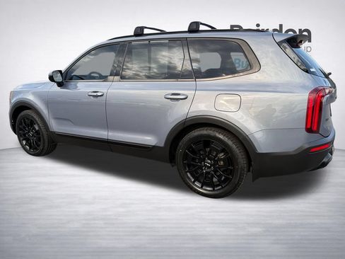 Certified 2022 Kia Telluride SX w/ SX Prestige Package AWD/4WD image 5
