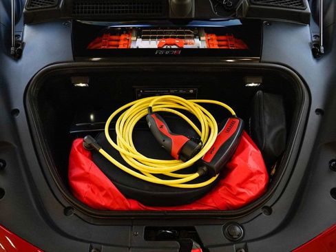 Used 2023 Ferrari SF90 Stradale image 84