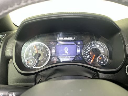 Used 2024 RAM 1500 Laramie image 17