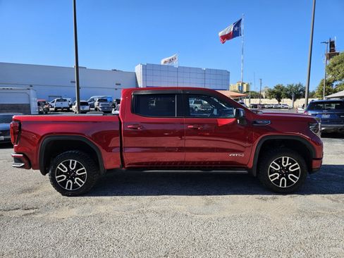 Used 2024 GMC Sierra 1500 AT4 w/ Technology Package image 2