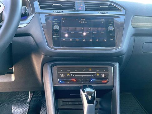 Used 2024 Volkswagen Tiguan Wolfsburg Edition image 53