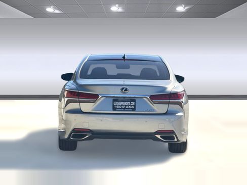 Used 2020 Lexus LS 500 w/ Interior Upgrade Package RWD image 9