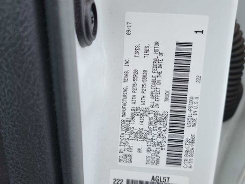 Used 2018 Toyota Tundra Platinum image 27