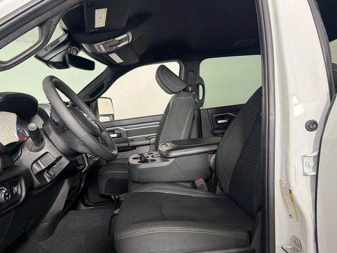 Certified 2026 RAM 2500 Big Horn AWD/4WD image 21