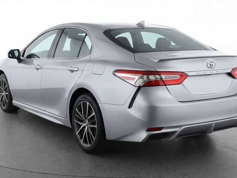 Used 2023 Toyota Camry SE image 7