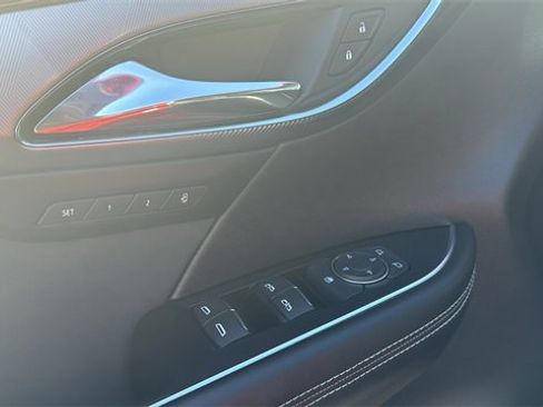 Certified 2025 Buick Envision Sport Touring image 11
