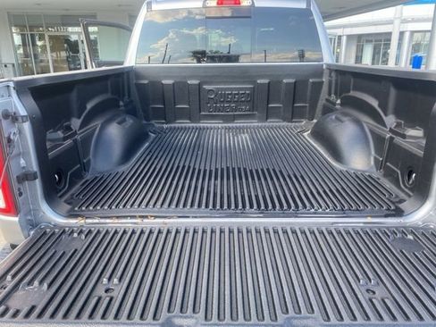 Used 2022 RAM 1500 Big Horn AWD/4WD image 37