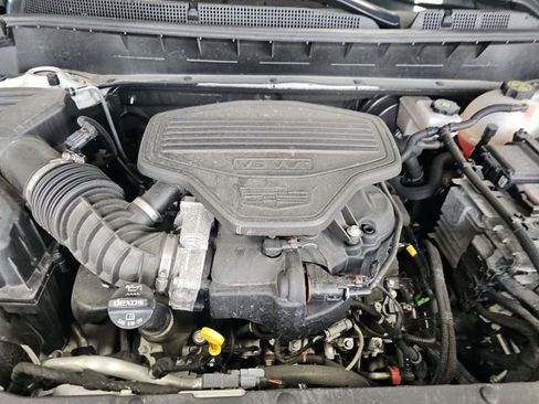 Used 2024 Cadillac XT6 Premium Luxury AWD/4WD image 19