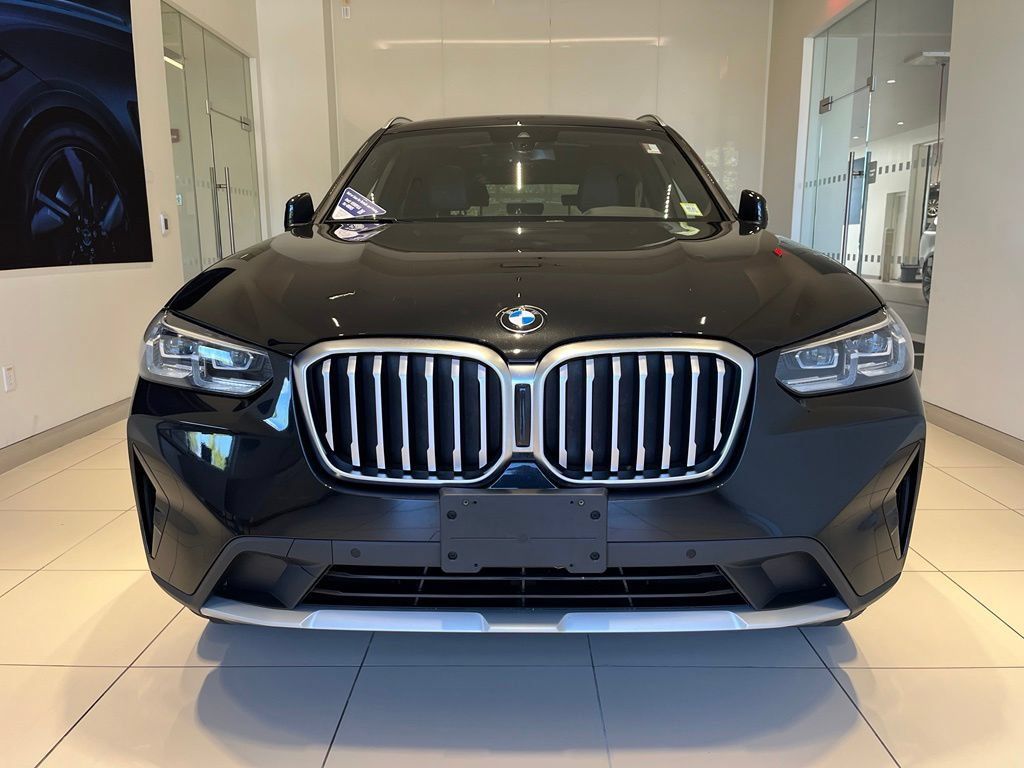 Used 2022 BMW X3 xDrive30i w/ Convenience Package w/ZPA AWD/4WD image 12