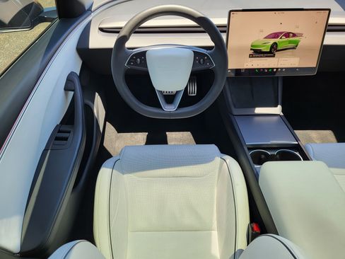 Used 2024 Tesla Model 3 Performance AWD/4WD image 28