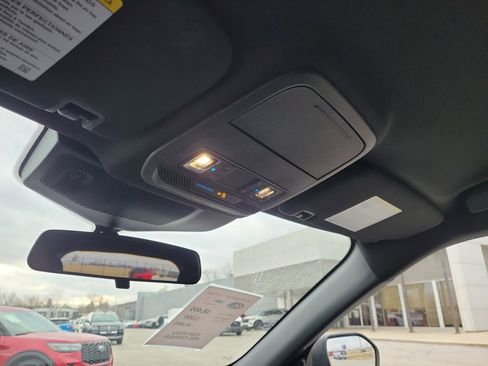 Certified 2020 Ford Explorer XLT w/ Comfort Package image 30