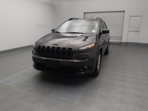 Used 2018 Jeep Cherokee Latitude image 15