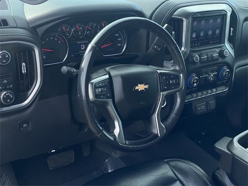 Used 2019 Chevrolet Silverado 1500 LT w/ All-Star Edition image 11