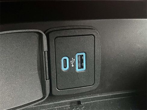 Certified 2023 Ford Bronco Wildtrak image 26