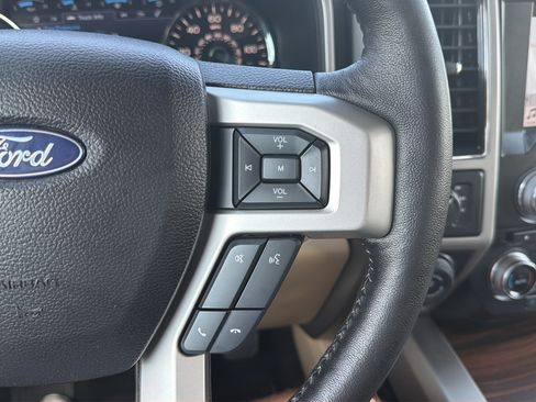 Used 2017 Ford F150 Lariat w/ Equipment Group 502A Luxury AWD/4WD image 23