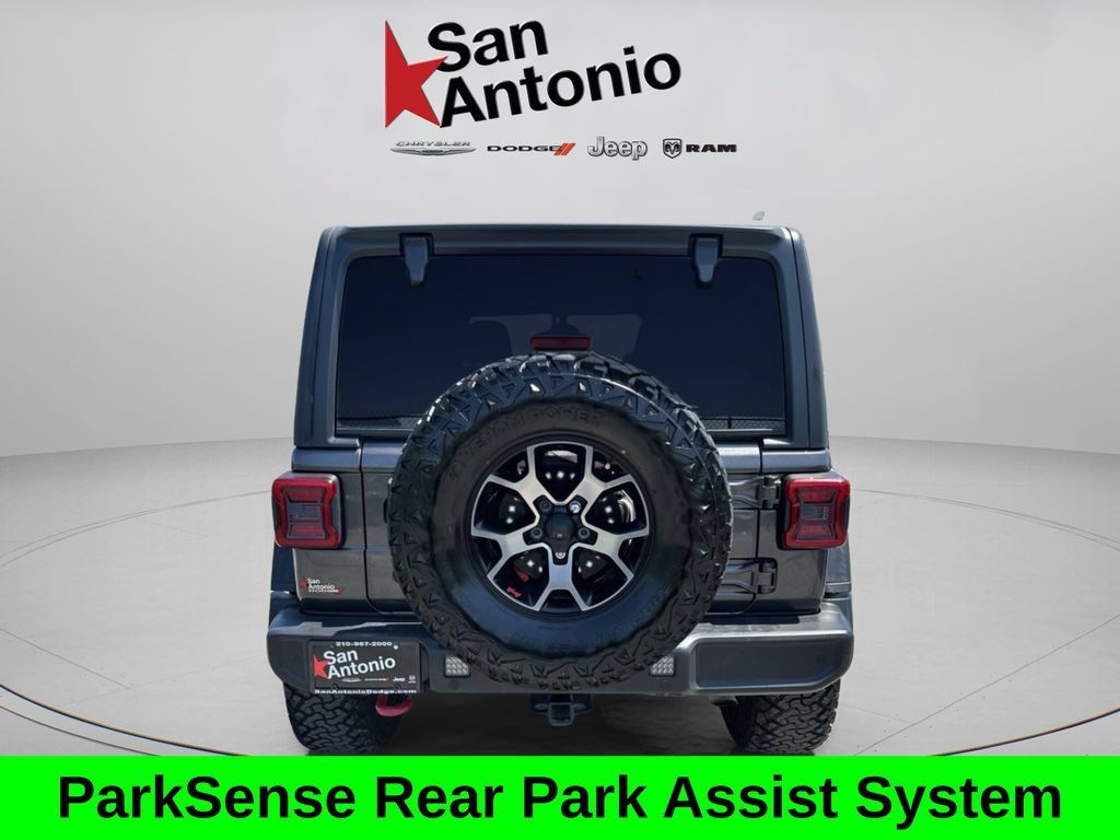 Used 2018 Jeep Wrangler Unlimited Rubicon w/ Dual Top Group AWD/4WD image 13