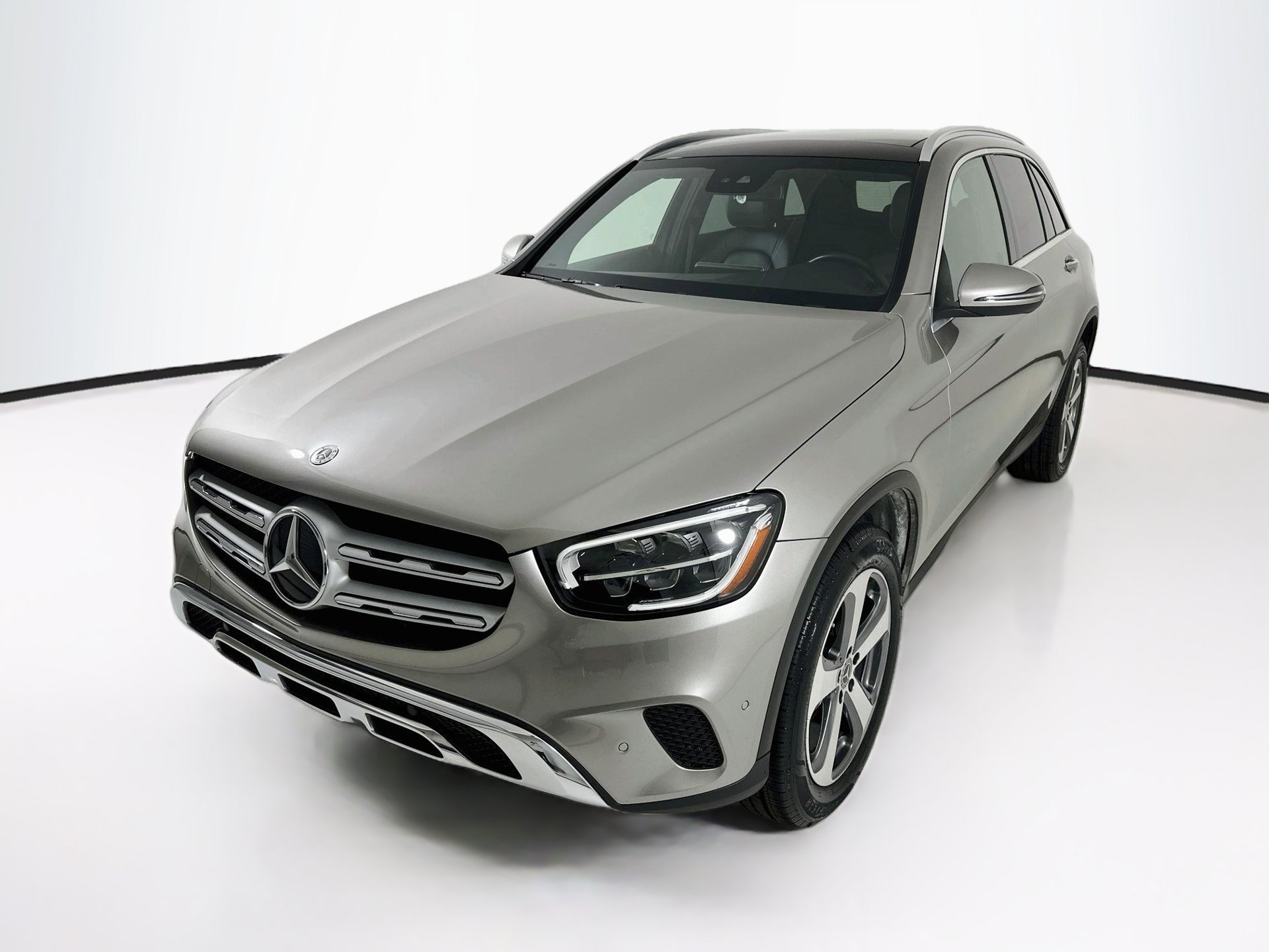 Certified 2022 Mercedes-Benz GLC 300 image 3