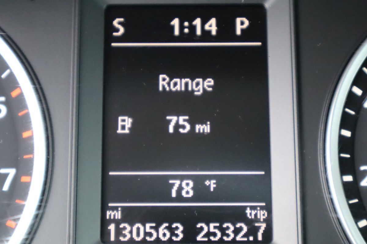 Used 2015 Volkswagen Tiguan SE AWD/4WD image 46