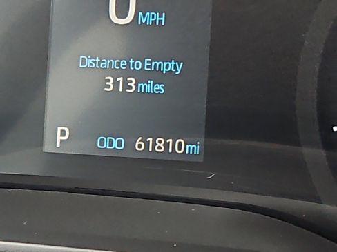 Used 2021 Toyota Sienna XLE image 20