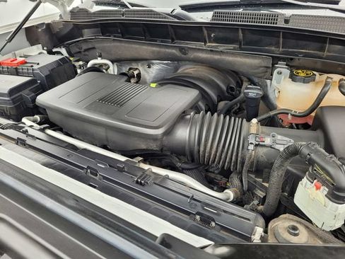 Used 2022 GMC Sierra 1500 Elevation w/ LPO, Elevation Black Package AWD/4WD image 27