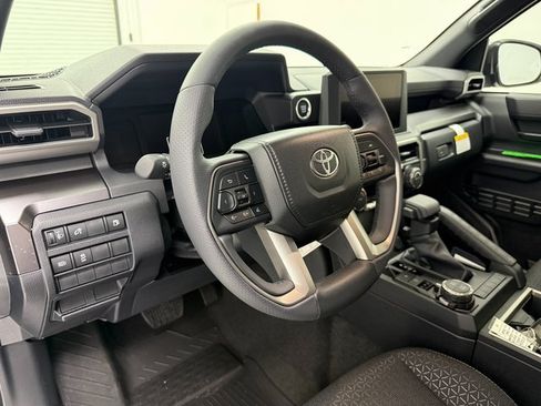 New 2025 Toyota 4Runner SR5 image 9