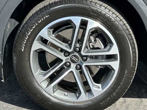Used 2025 Audi Q5 Premium w/ Convenience Package AWD/4WD image 27