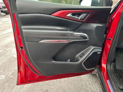 Used 2024 Chevrolet Traverse Z71 w/ Enhanced Driving Package image 35