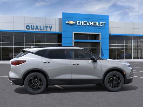 New 2026 Chevrolet Blazer LT image 5