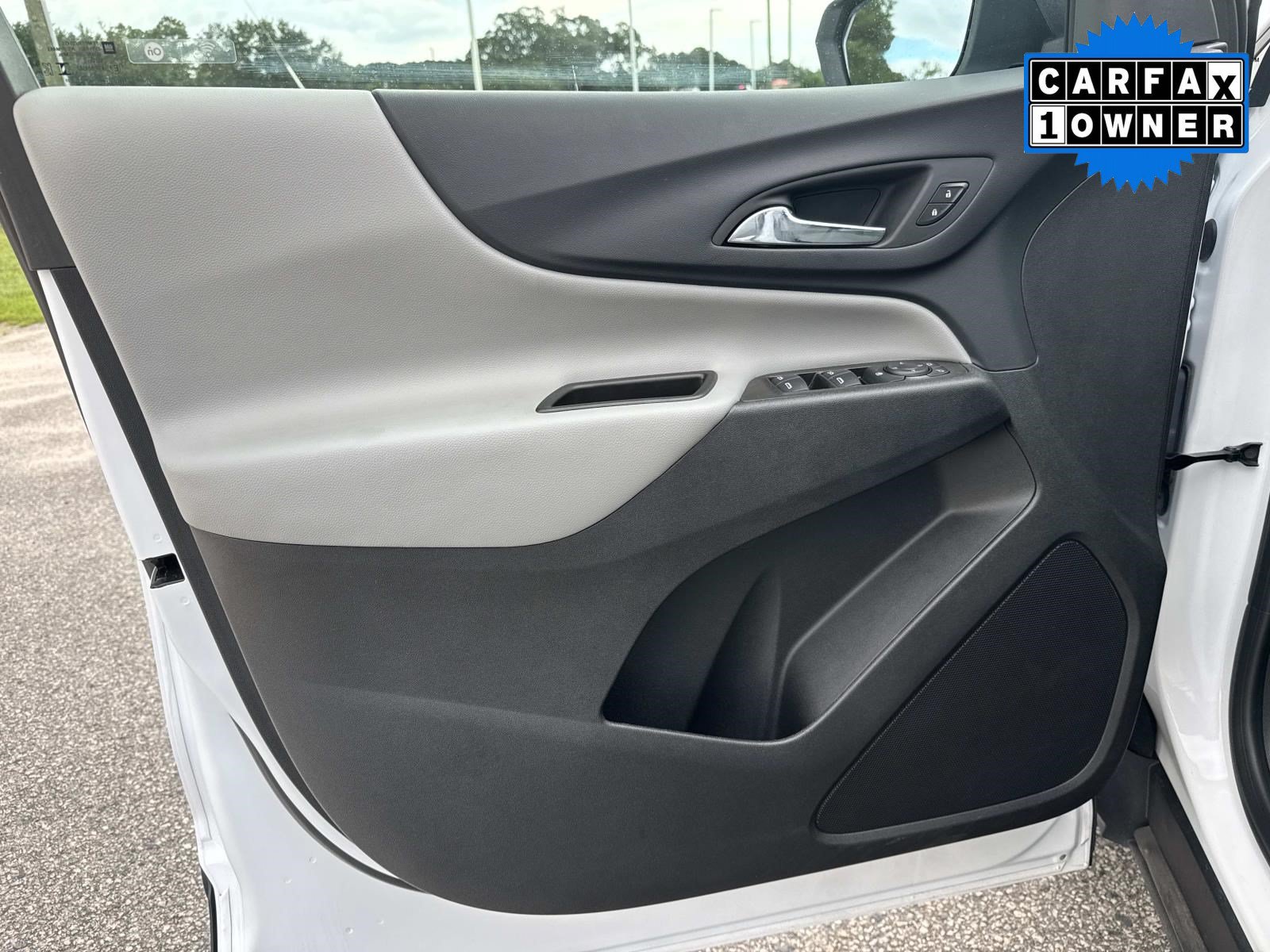Used 2024 Chevrolet Equinox LS w/ LS Convenience Package FWD image 19