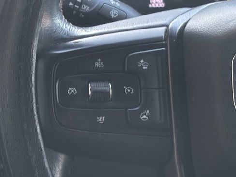 Used 2021 GMC Sierra 2500 AT4 w/ AT4 Premium Plus Package image 11