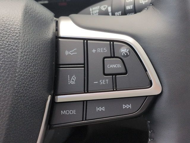 New 2026 Toyota Highlander Limited AWD/4WD image 26
