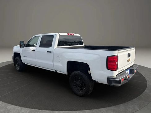 Used 2019 Chevrolet Silverado 2500 W/T w/ WT Convenience Package AWD/4WD image 3