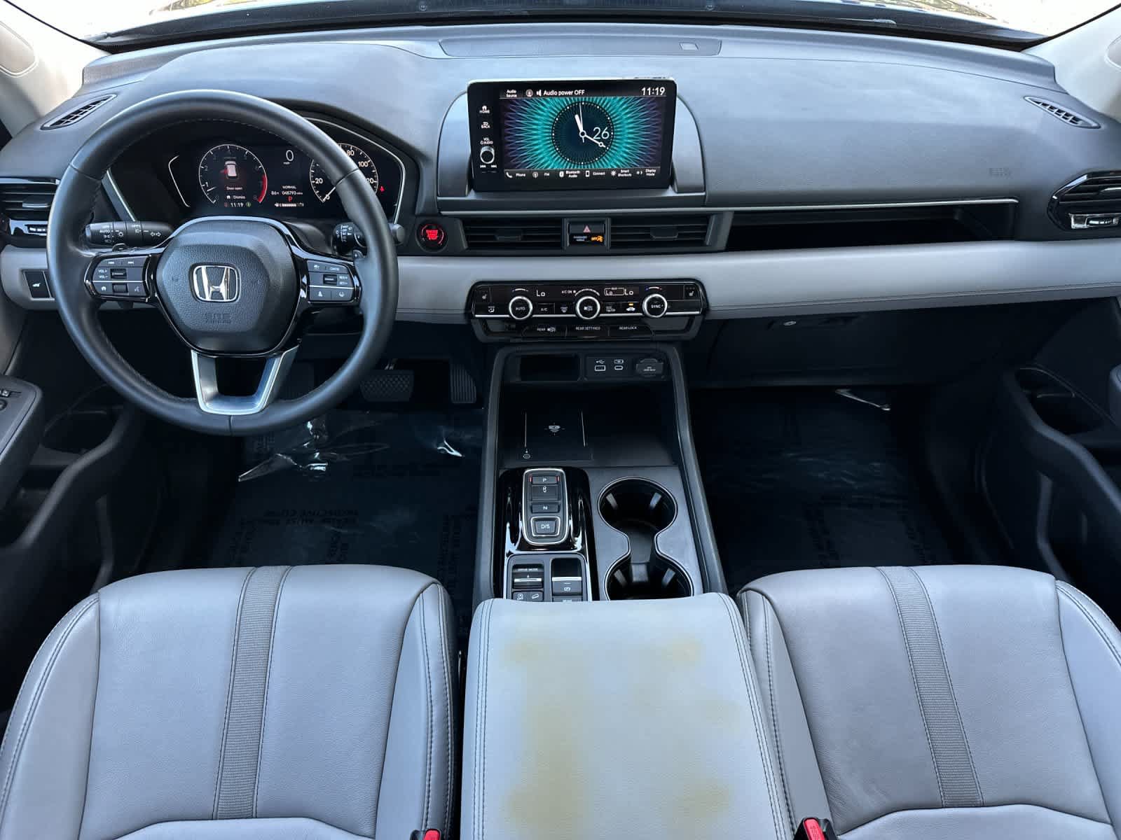Used 2023 Honda Pilot EX-L image 3