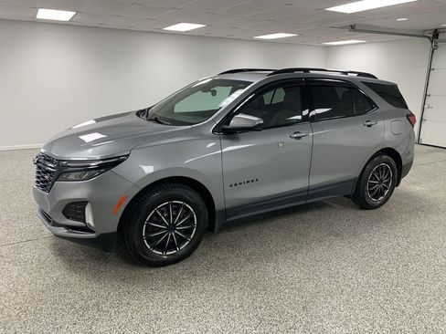 Used 2024 Chevrolet Equinox RS AWD/4WD image 4
