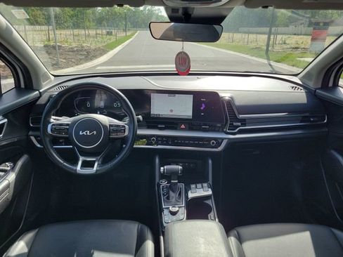 Used 2023 Kia Sportage EX image 28